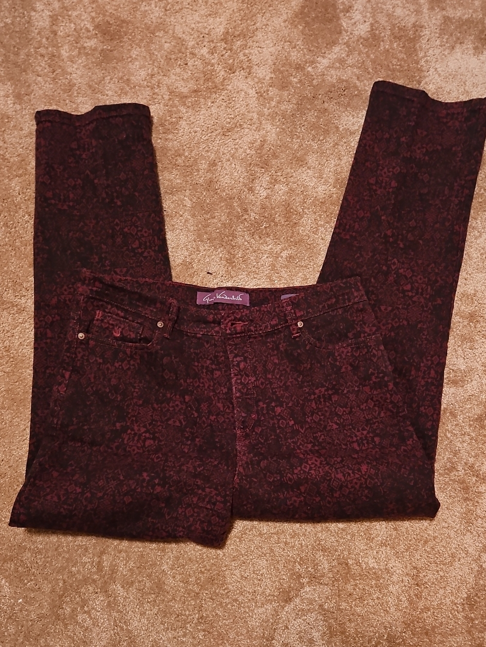 Gloria Vanderbilt Burgundy Floral Skinny Jeans